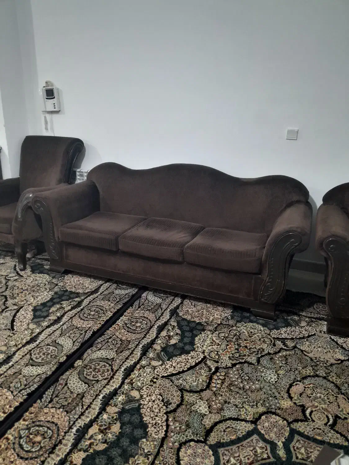 مبل راحتی|مبلمان خانگی و میز عسلی|دماوند, مسکن مهر گیلاوند|دیوار