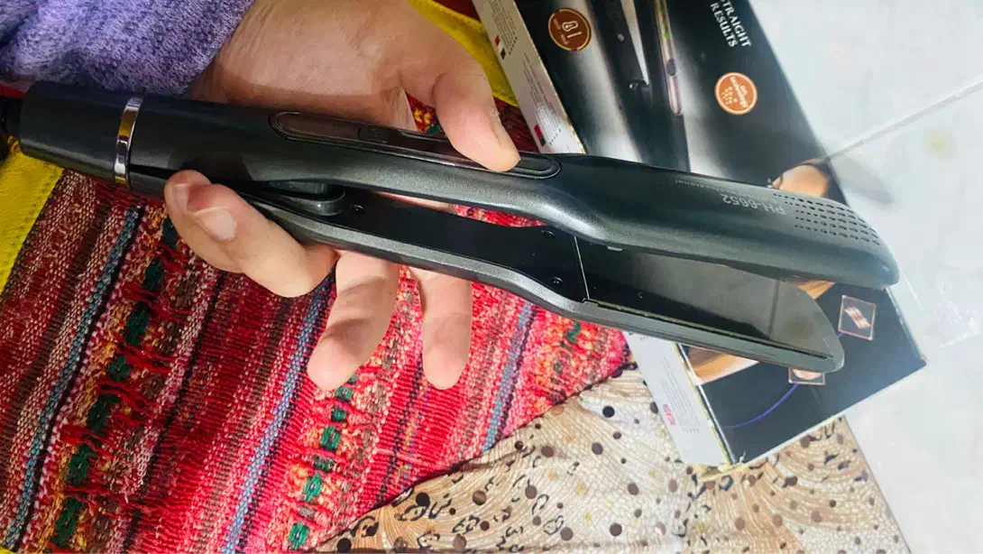 ۳عدد اتو|آرایشگاه و سالن‌های زیبایی|سقز, |دیوار