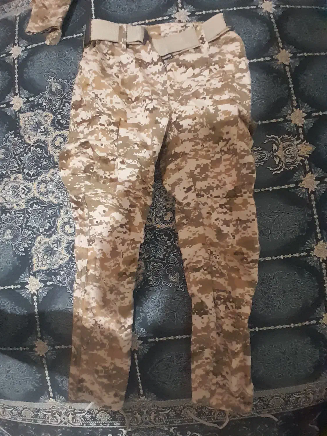 لباس نظامی عملیاتی|لباس|رشت, یخسازی|دیوار