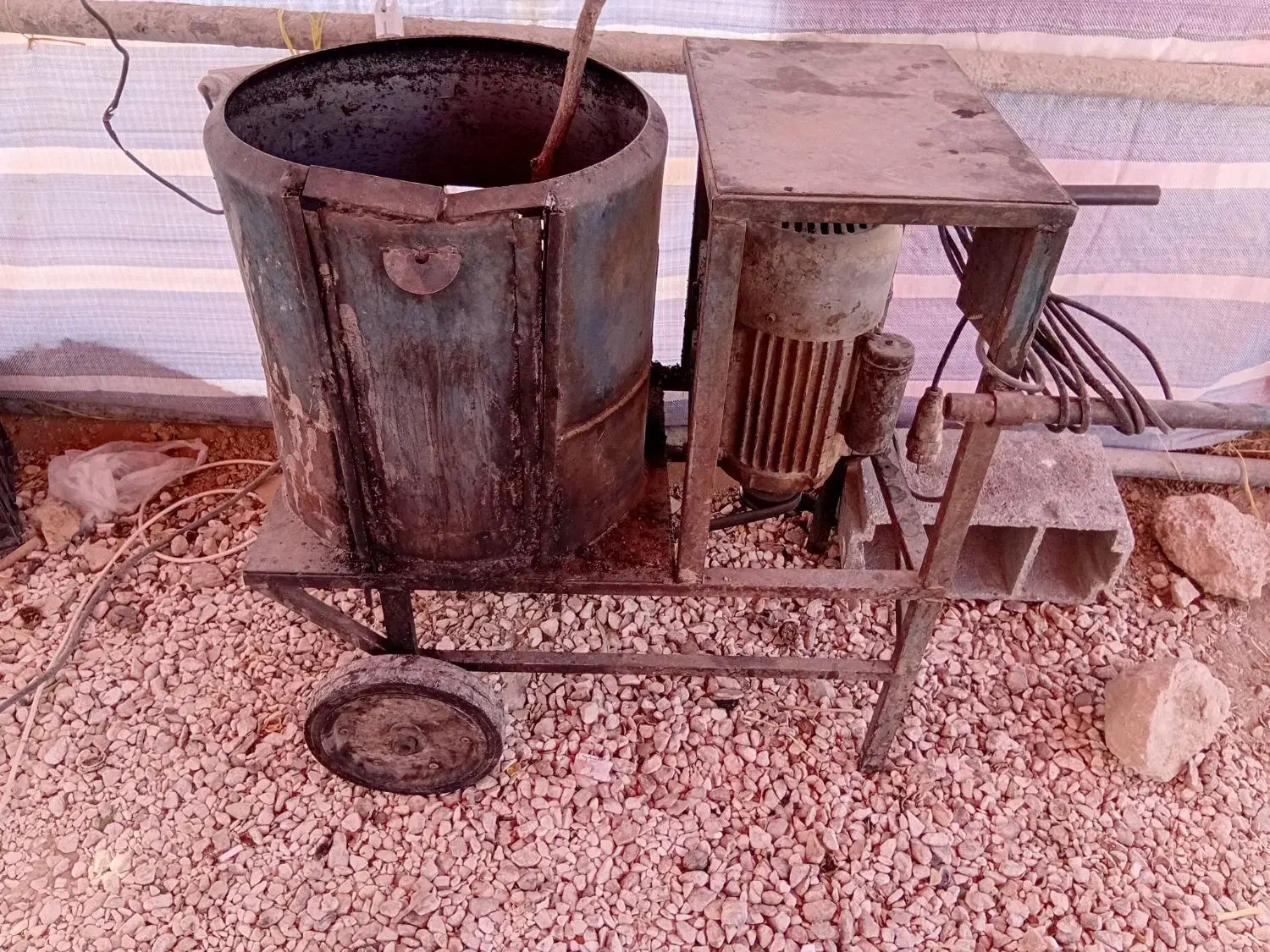 دستگاه پوست گیری گردو|ماشین‌آلات صنعتی|سیدان, |دیوار