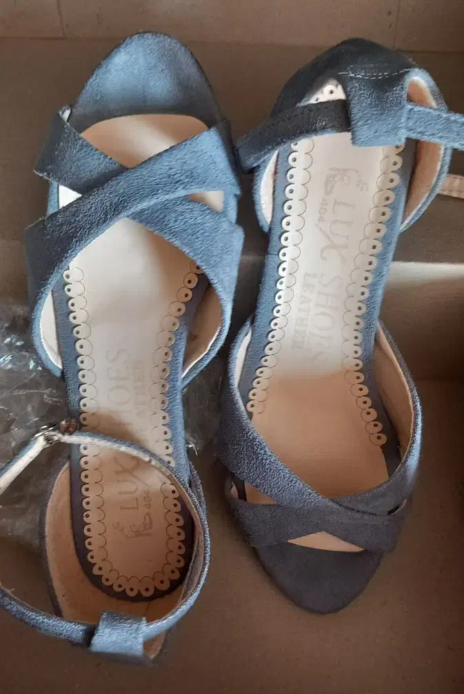 کفش طوسی مخملی سایز ۳۹|کیف، کفش، کمربند|تبریز, |دیوار