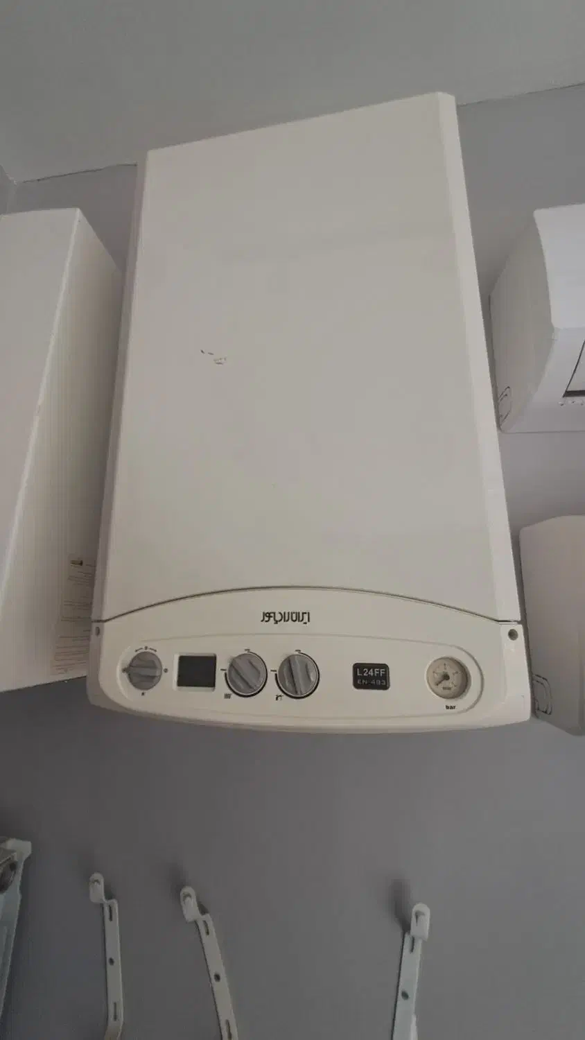 پکیج دیواری ایران رادیاتور|آبگرمکن، پکیج، شوفاژ|قم, الغدیر|دیوار