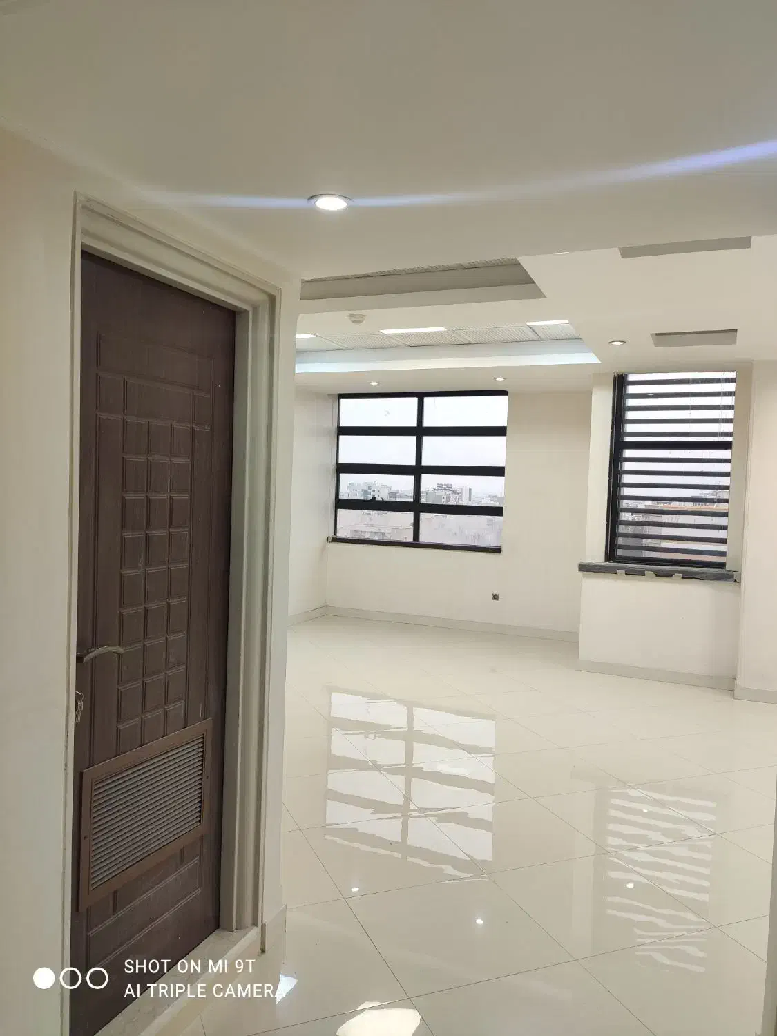 ۱۷۴ متر اداری کلید نخورده|فروش دفتر کار، اتاق اداری، مطب|کرج, جهانشهر|دیوار