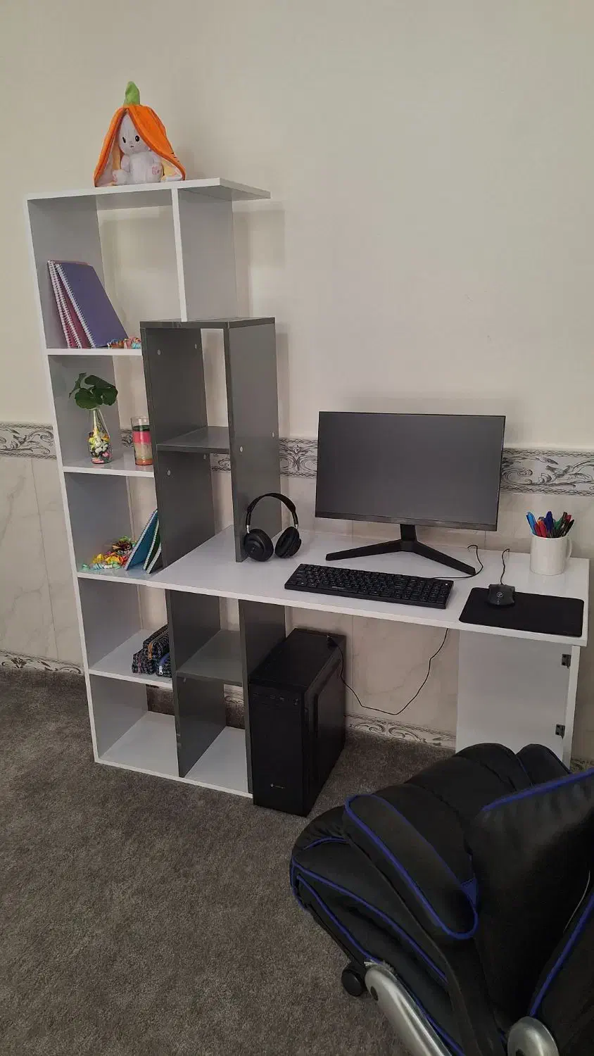 میز کامپیوتر  و صندلی گیمینگ|میز تحریر و کامپیوتر|بروجرد, |دیوار