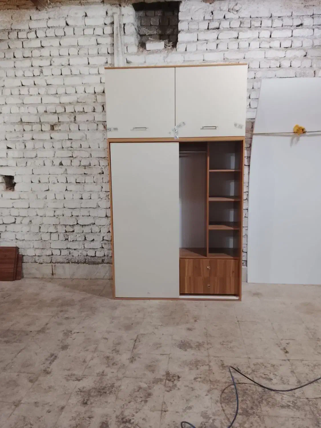 کمد دیواری متحرک|جاکفشی، کمد، دراور|قم, شاه ابراهیم|دیوار