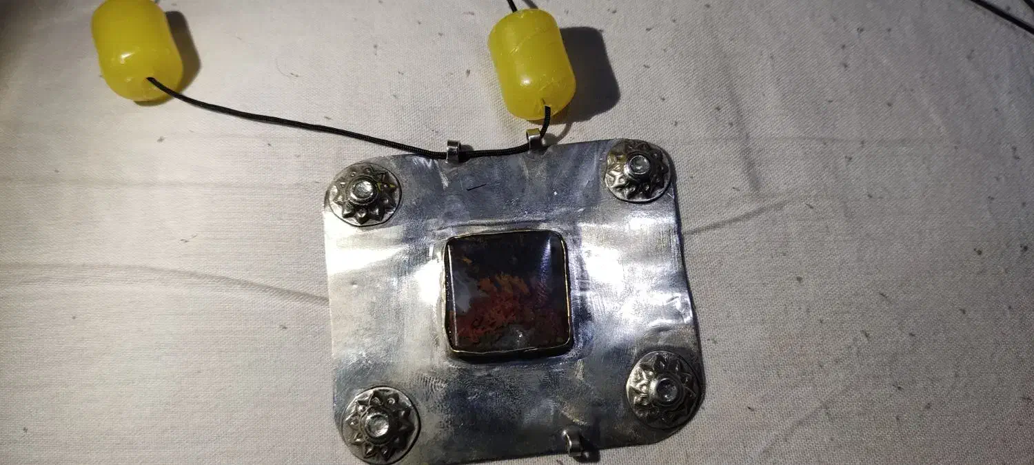 گردنبند ورشو قدیمی|کلکسیون اشیاء عتیقه|عسلویه, |دیوار