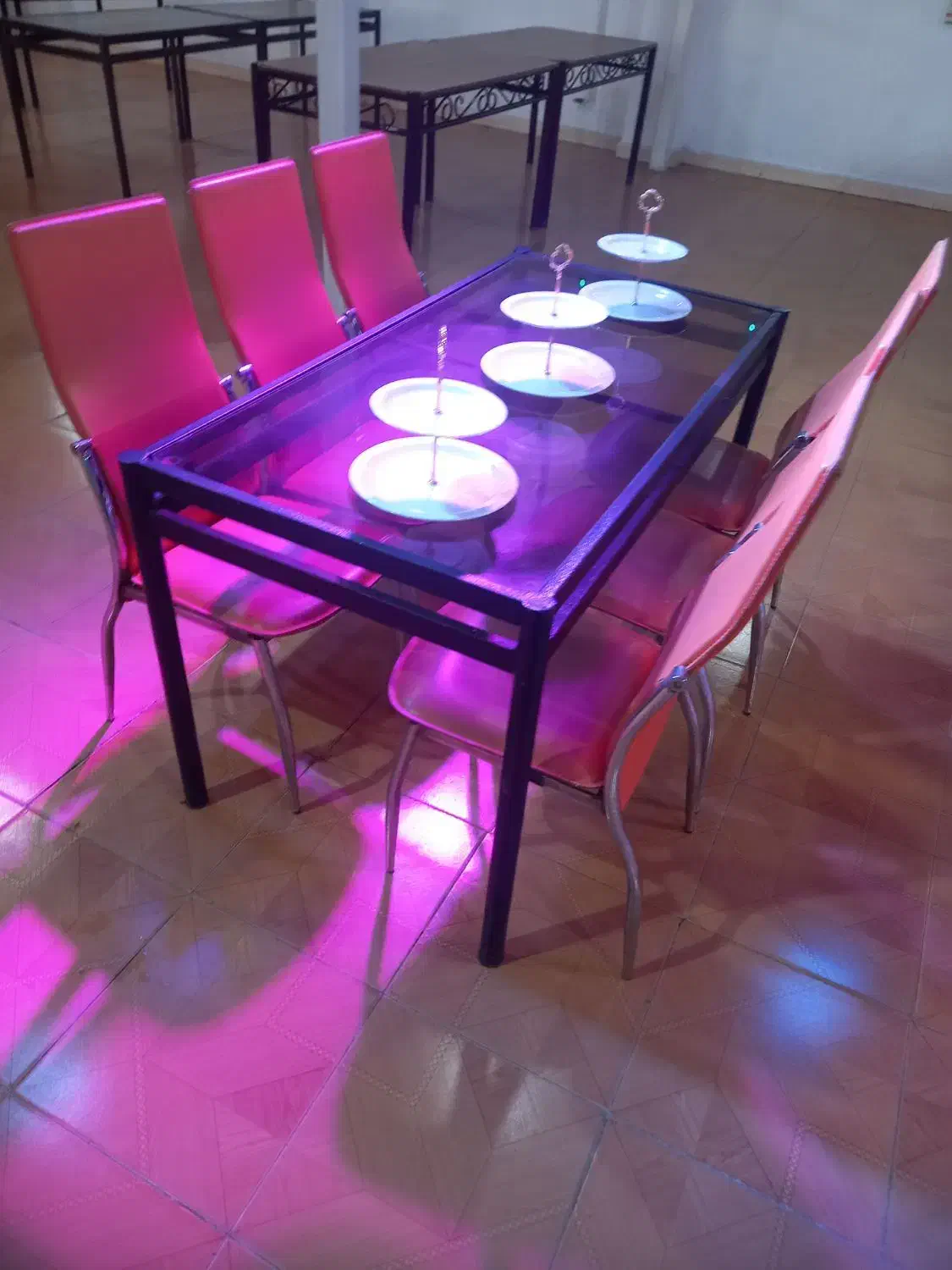 میز نهارخوری ۶نفره درحد|میز و صندلی غذاخوری|تالش, هشتپر|دیوار