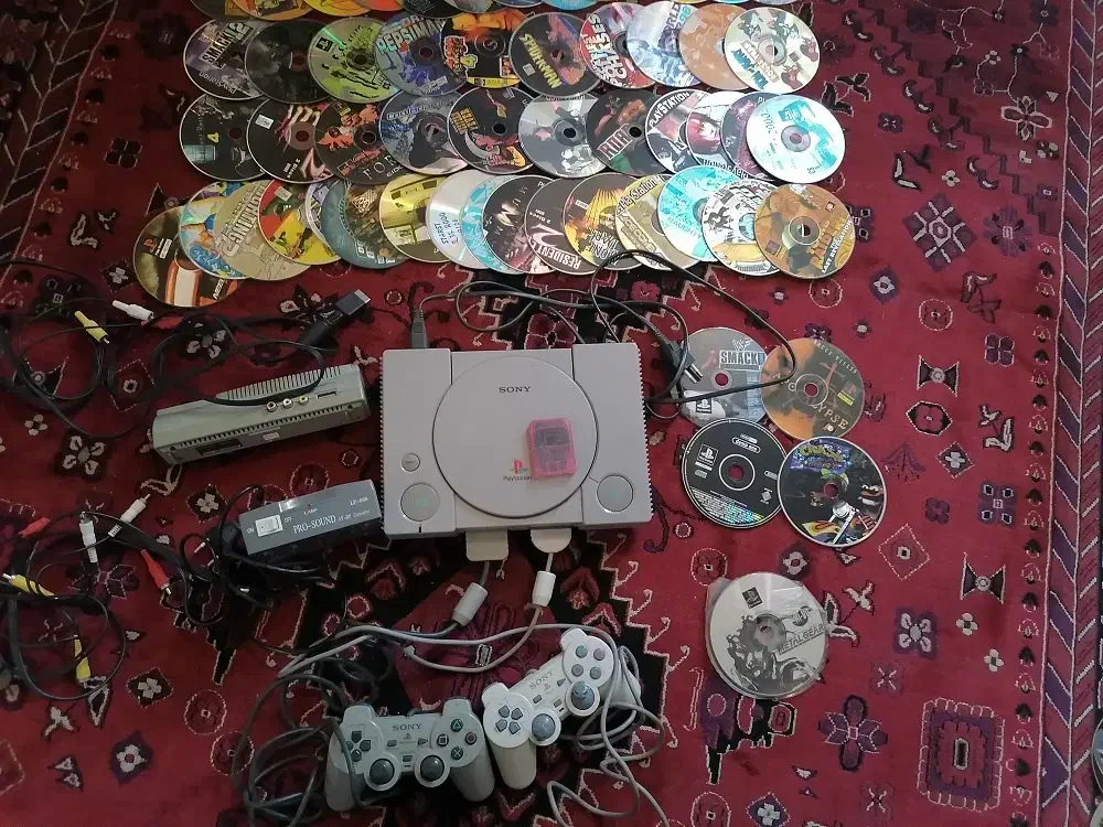 پلی استیشن 1 با سی دی ها|کنسول، بازی ویدئویی و آنلاین|اهواز, کیانپارس |دیوار