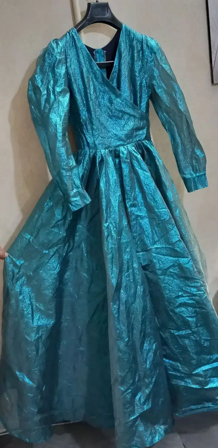 مجلسی پوفی پرنسسی|لباس|گلستان (تهران), |دیوار