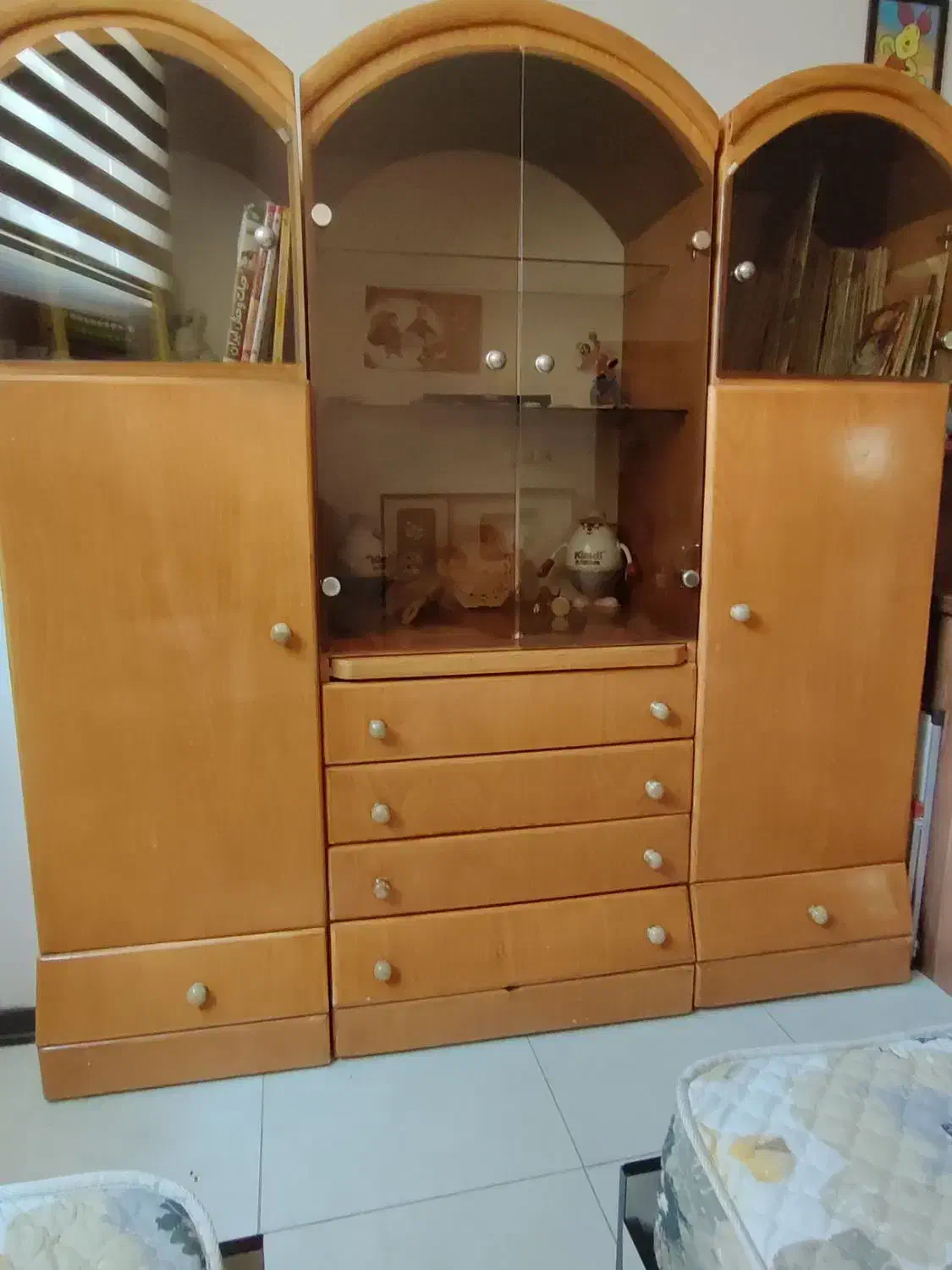 کمد|مبلمان خانگی و میز عسلی|اصفهان, چشمه باقرخان|دیوار