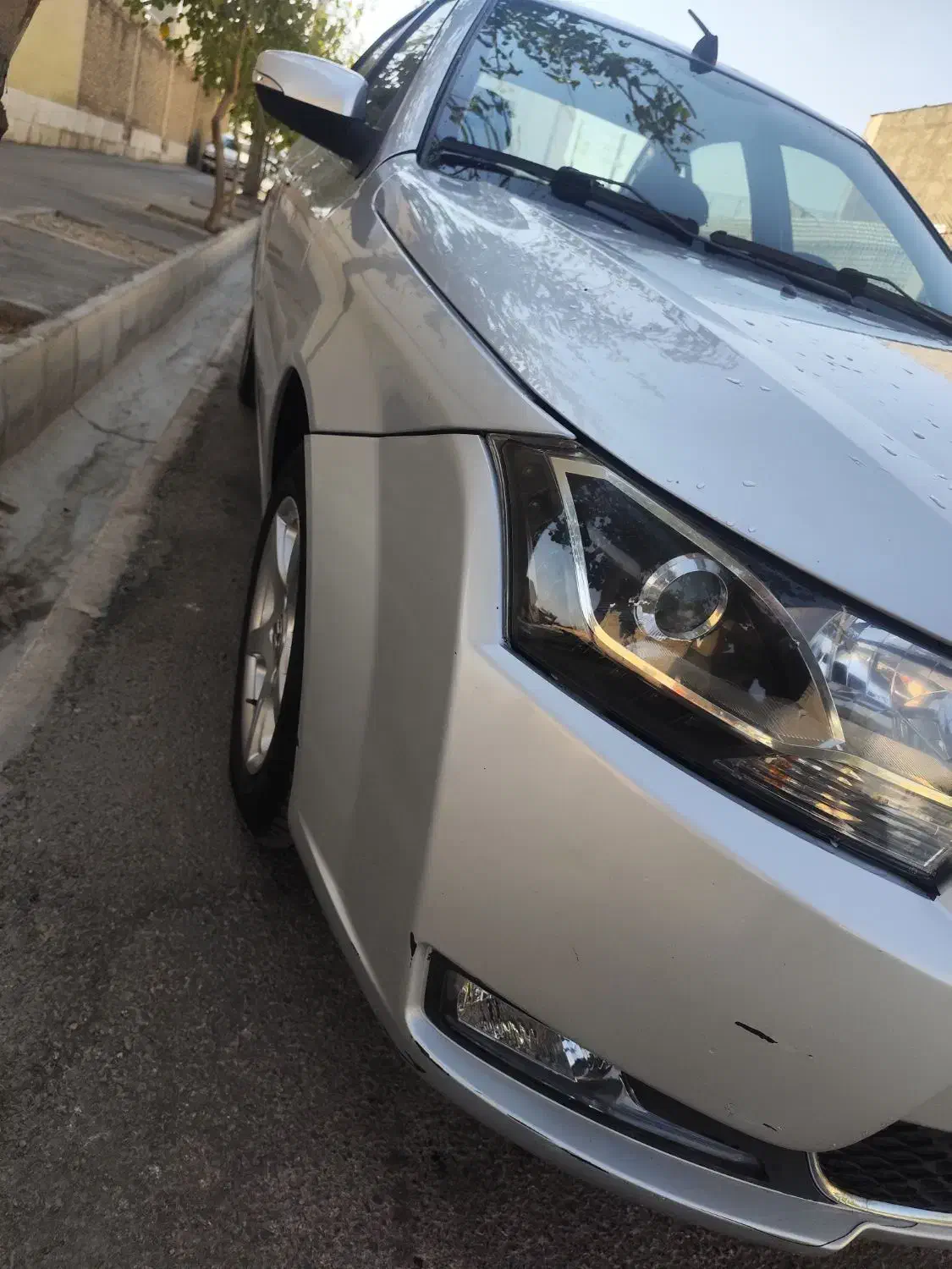 دنا،نقره ای متالیک،مدل 1397|خودرو سواری و وانت|شیراز, شهرک امیر کبیر|دیوار