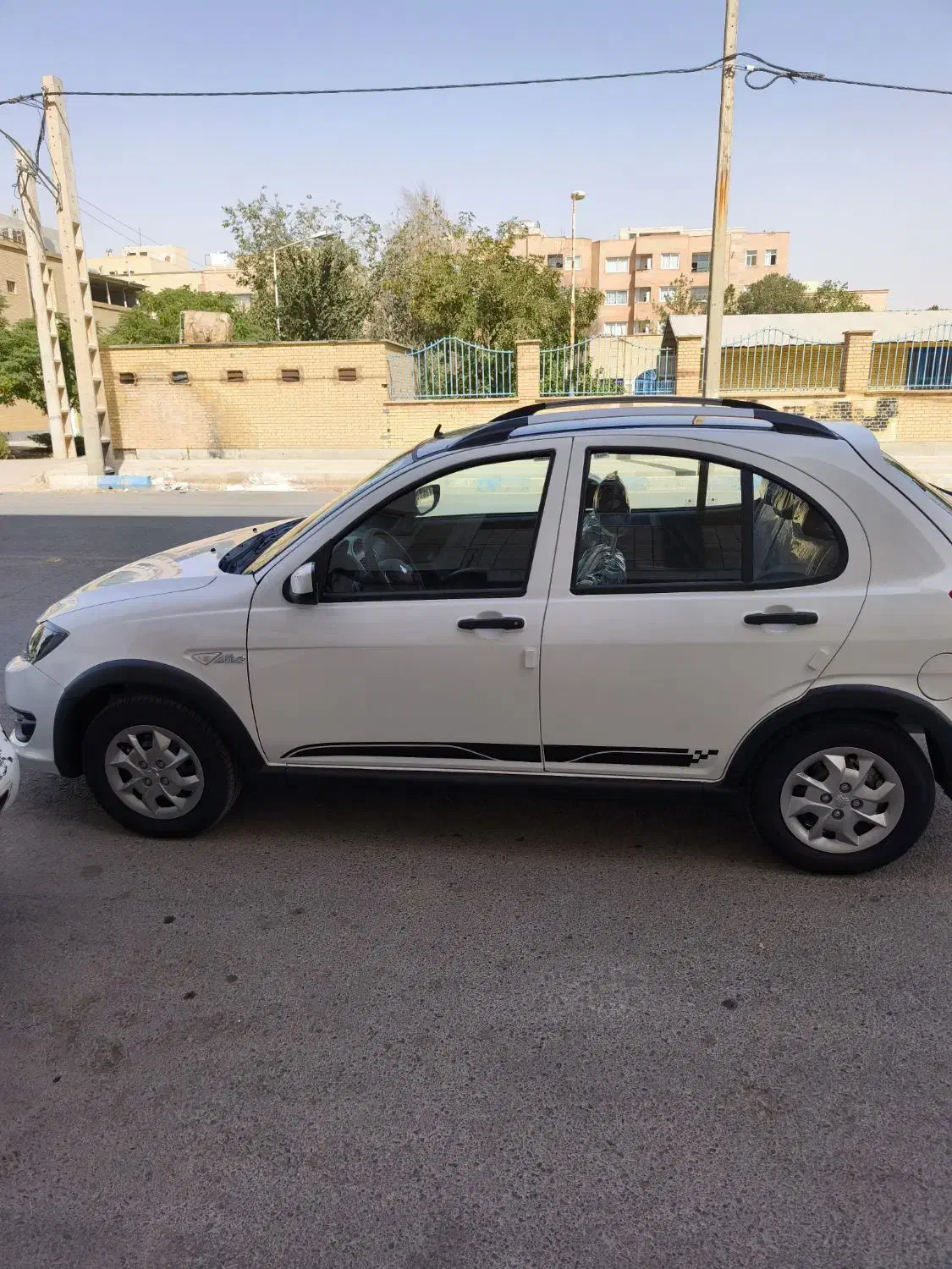 کوییک سفید مشکی gxr l خشک|خودرو سواری و وانت|نجف‌آباد, ویلاشهر|دیوار