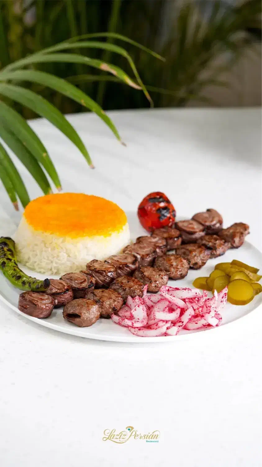 منقل دار ایرانی|استخدام خدمات فروشگاه و رستوران|مشهد, راهنمایی|دیوار