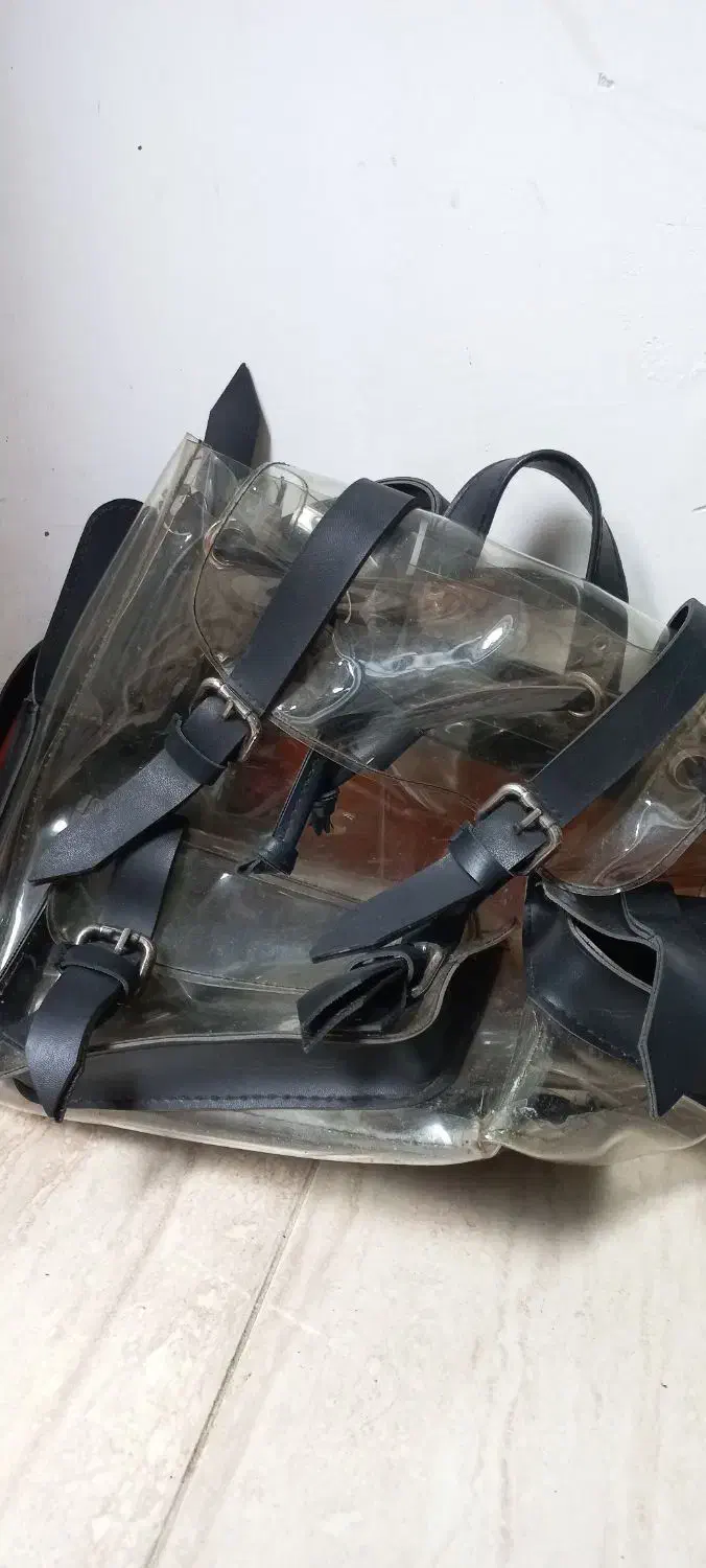 کیف کوله|کیف، کفش، کمربند|رشت, کوی بیانی|دیوار