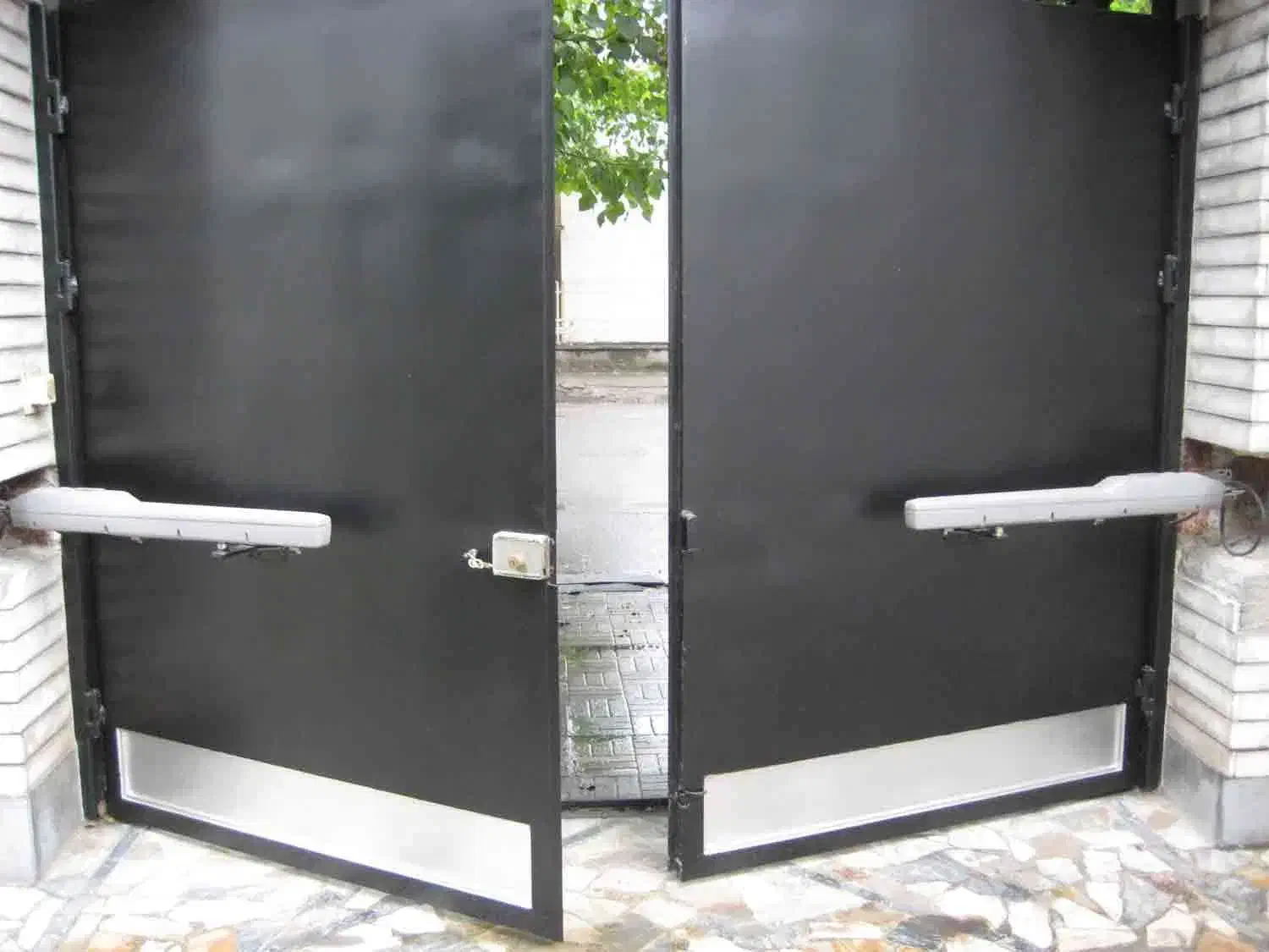 تعمیر وفروش درب کنترلی در شیشه ای اتومات .کرکره|خدمات پیشه و مهارت|کرج, فاز ۱ مهرشهر|دیوار