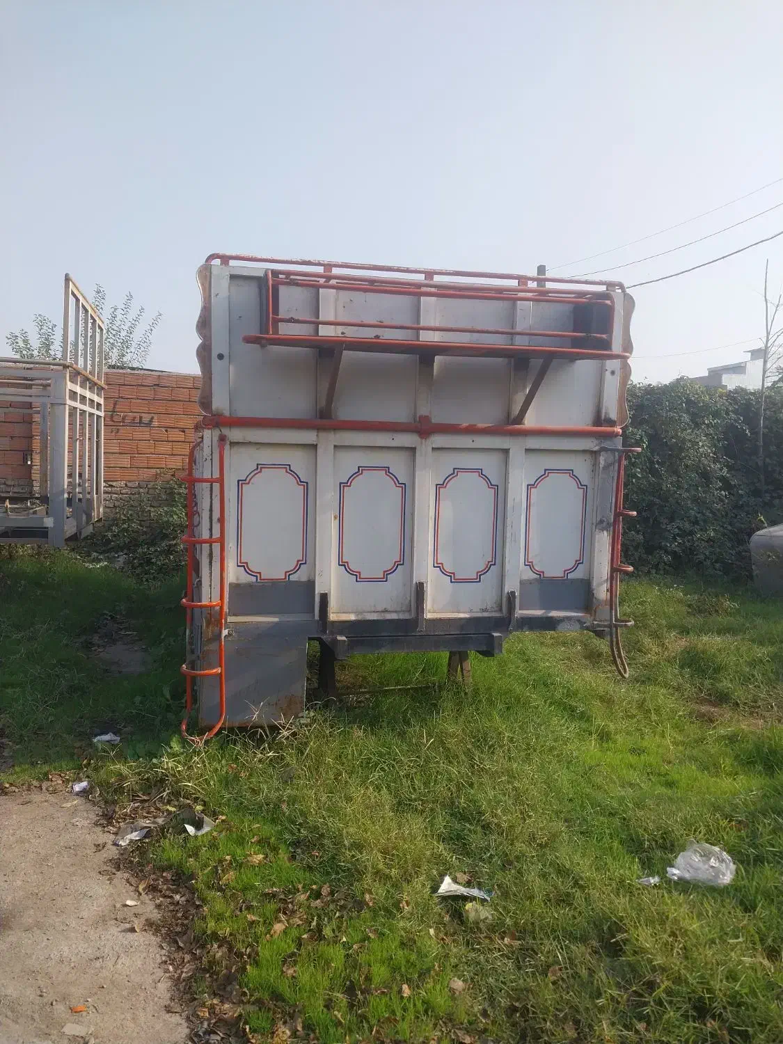 اتاق ایسوز ۶تن|خودرو سنگین|کردکوی, |دیوار