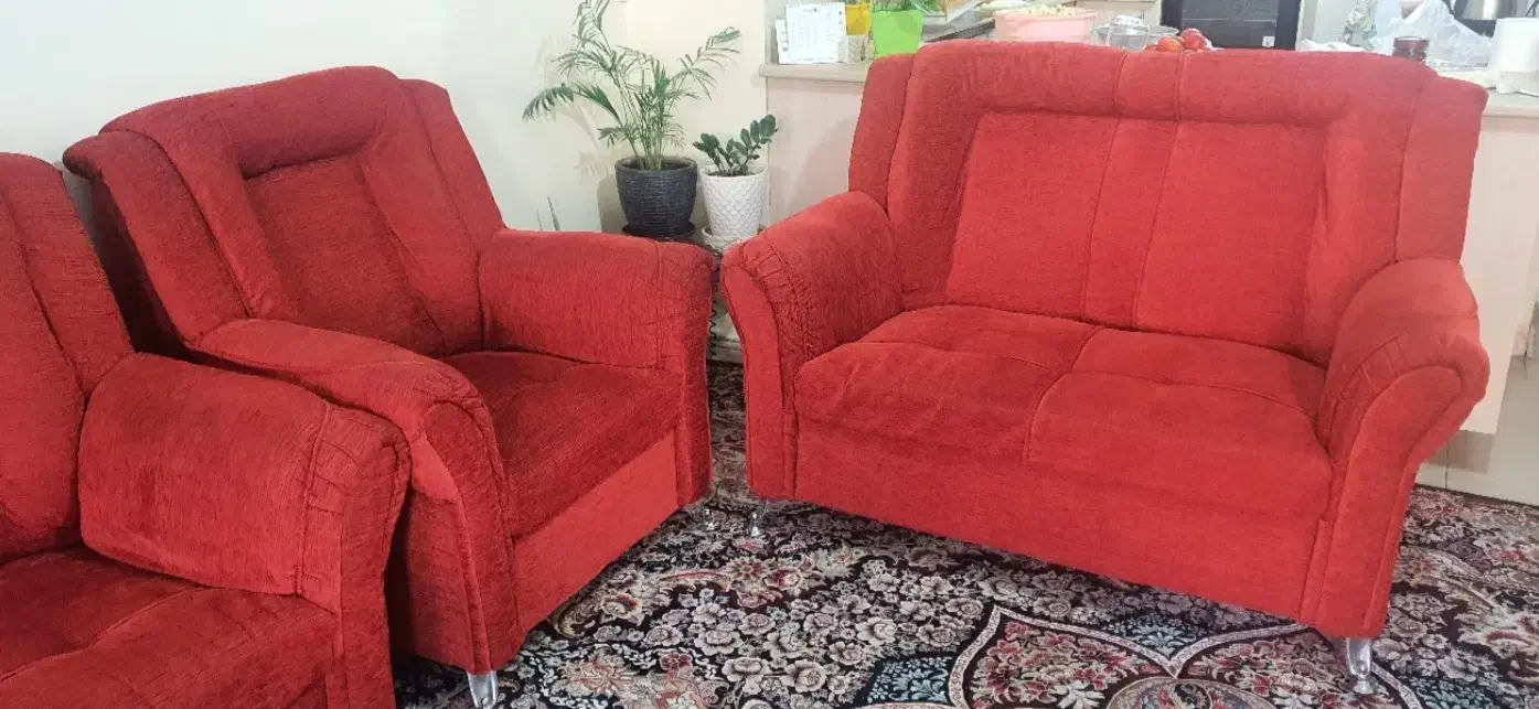 مبل ۷ نفره راحتی|مبلمان خانگی و میز عسلی|تهران, آرارات|دیوار