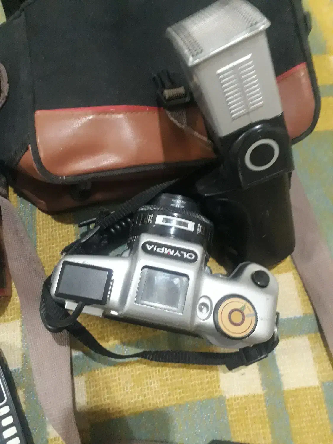 دوربین عکاسی و ضبط|دوربین عکاسی و فیلمبرداری|کنار تخته و کمار, |دیوار