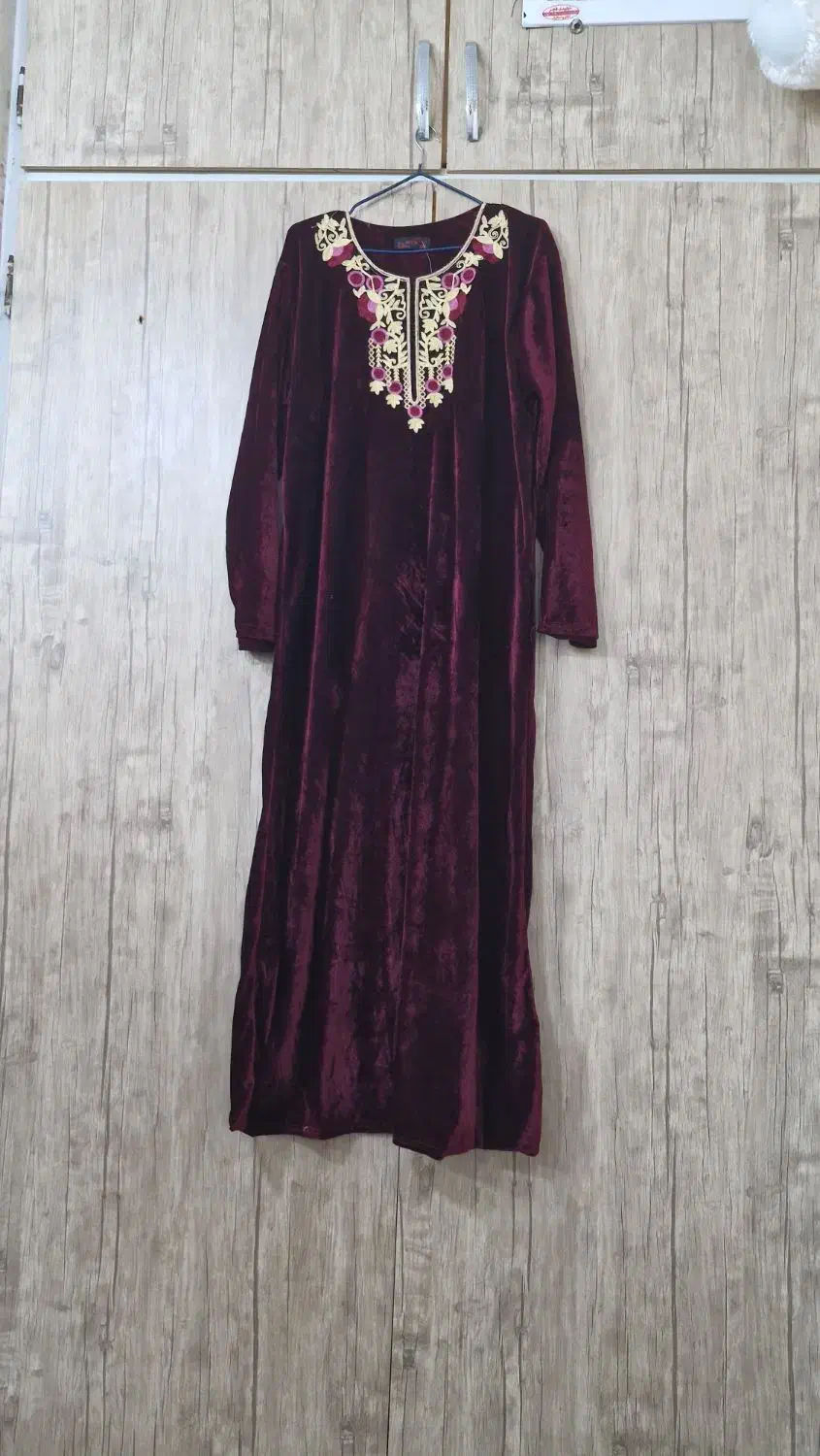 لباس|لباس|اراک, |دیوار