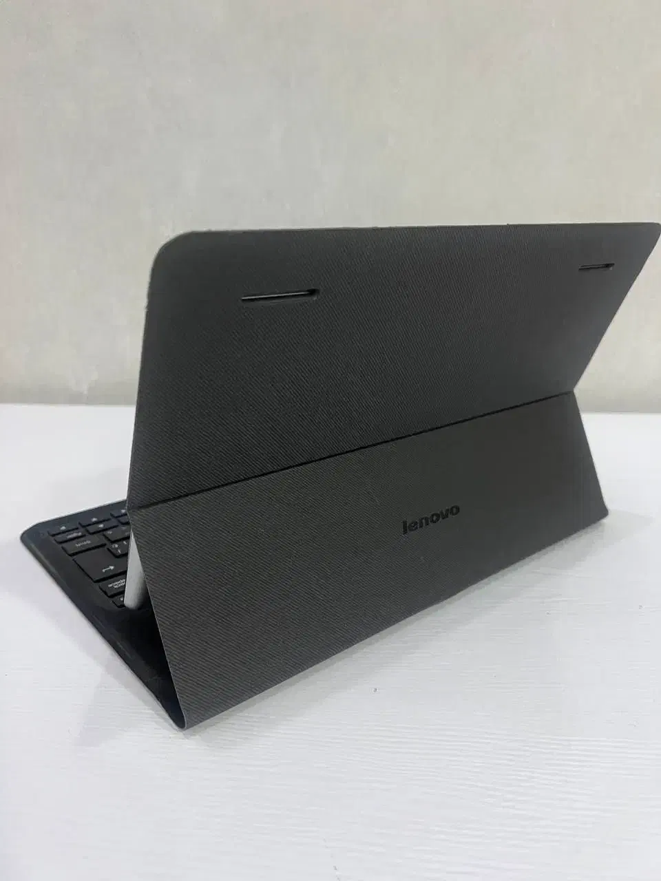 تبلت ویندوزی لنوو lenovo miix 10 کیبورد دار|تبلت|شیراز, فرودگاه شهید دستغیب شیراز|دیوار
