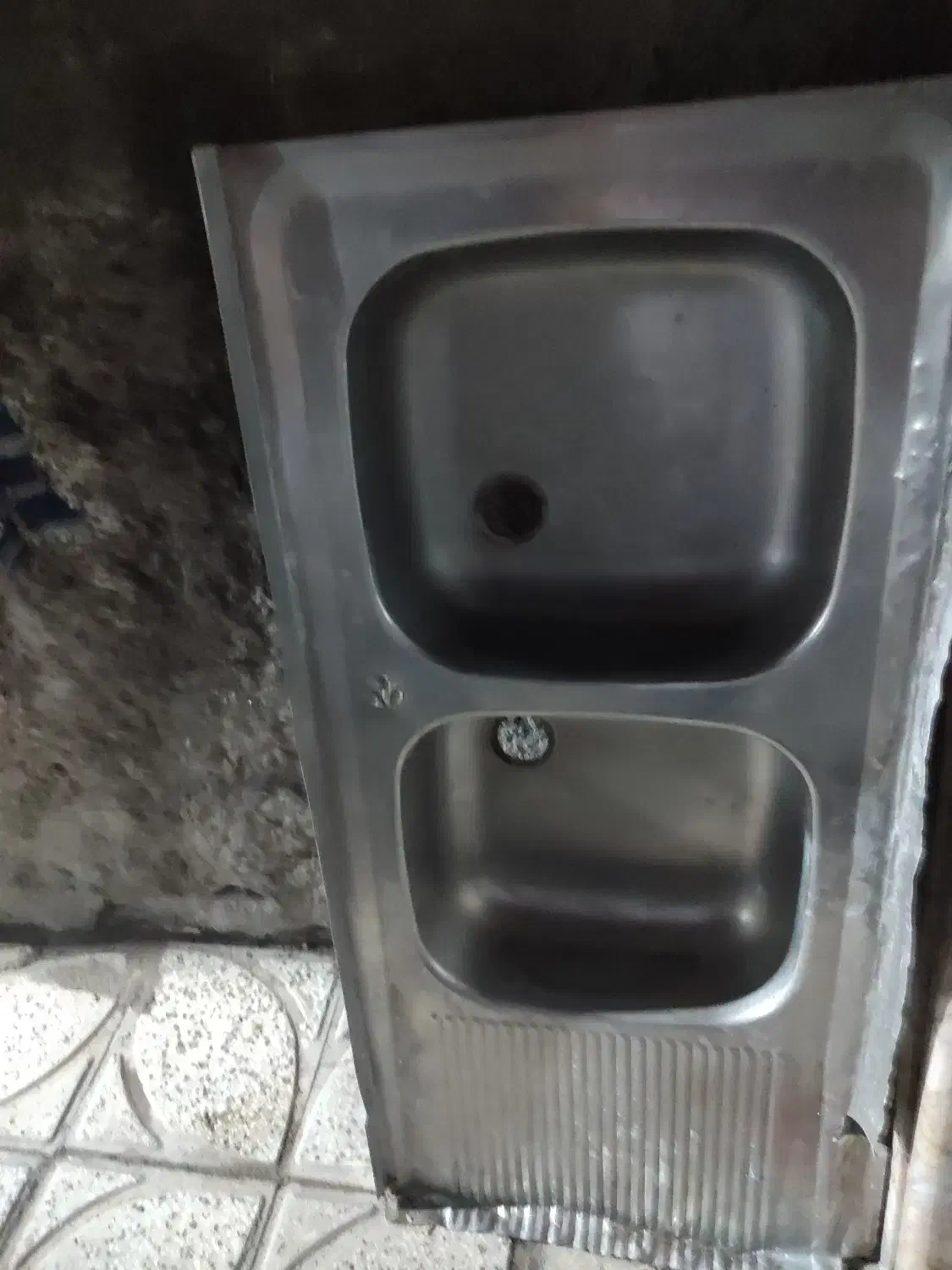 سماور سینک ظرف شور و مقداری سنگ پله|سماور، چای‌ساز، قهوه‌ساز|نیشابور, باغ نو|دیوار