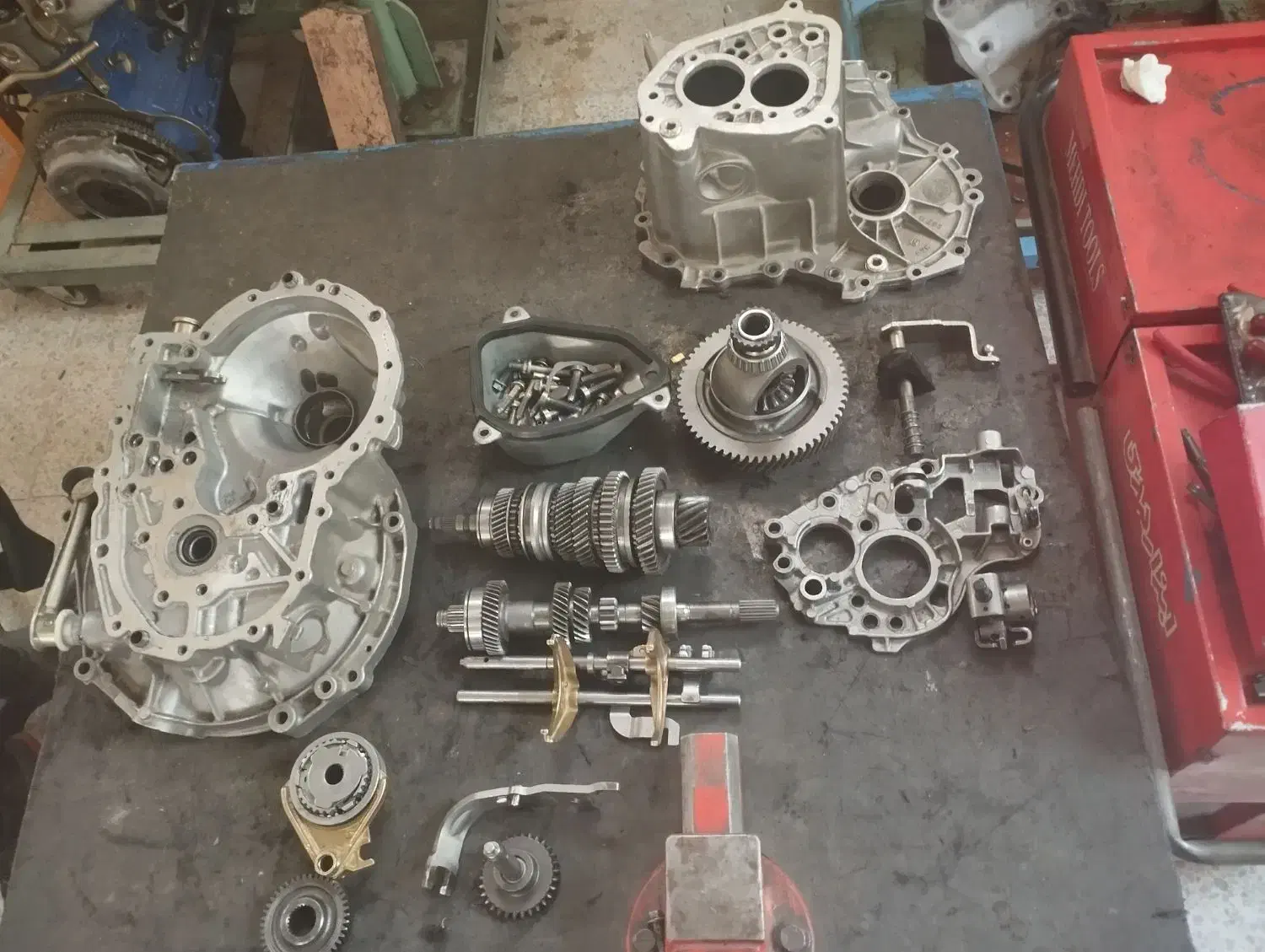 نیازمند شاگردی در زمینه خودرو|استخدام صنعتی، فنی، مهندسی|بیرجند, |دیوار