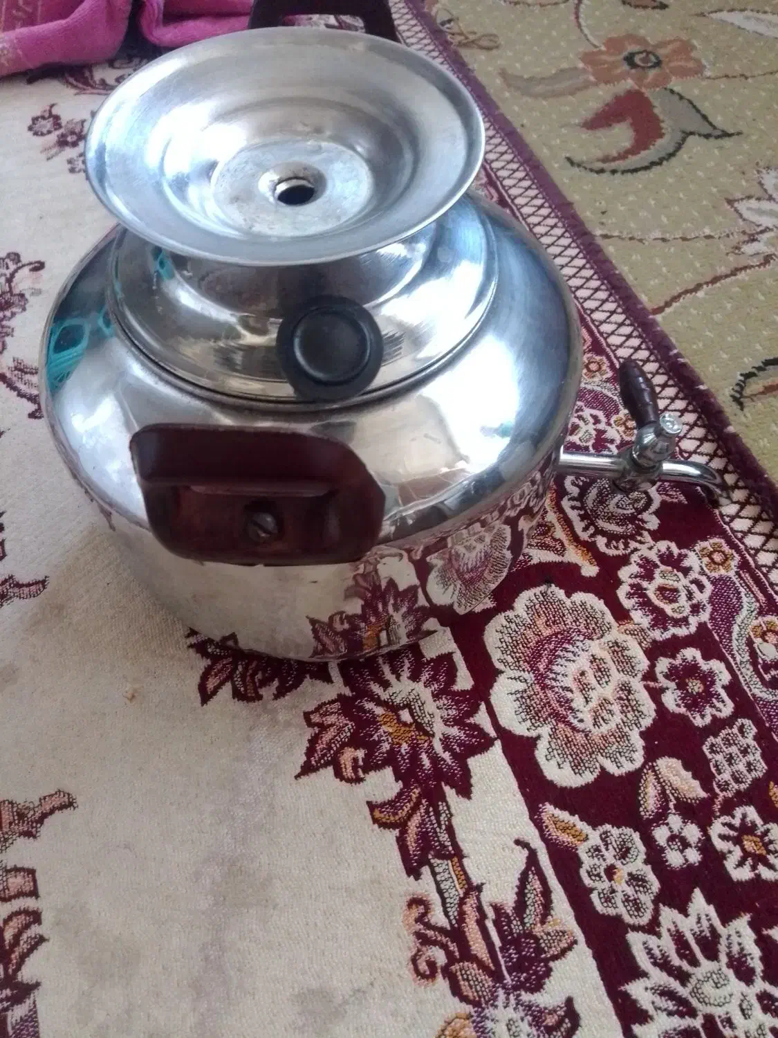 کتری رو گازی سالم وتمیز|قوری، کتری، قهوه‌ساز دستی|قم, علی آباد|دیوار