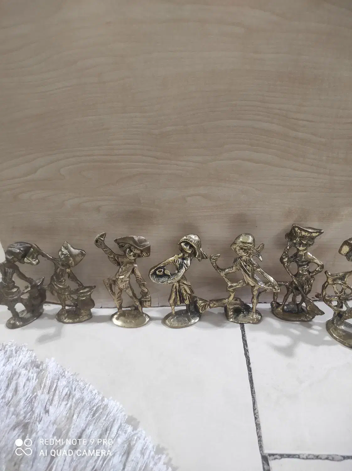 هفت عدد مجسمه برنزی کوچیک|مجسمه، تندیس، ماکت|تهران, سلسبیل شمالی|دیوار