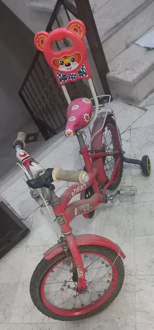 دوچرخه بچگانه سالم و خوشگل سایز ۱۶  آماده سواری|دوچرخه، اسکیت، اسکوتر|تهران, جنت‌آباد جنوبی|دیوار