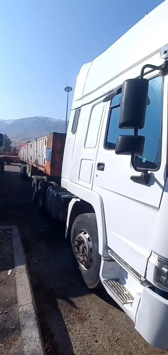 هوو ۲۰۰۷|خودرو سنگین|خرم‌آباد, |دیوار