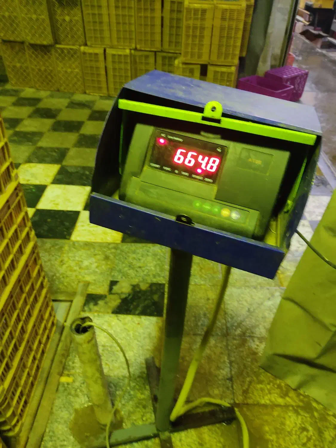 دونفر نیروی کار زرنگ جهت کار در قسمت بارگیری|استخدام صنعتی، فنی، مهندسی|سیلاخور, |دیوار