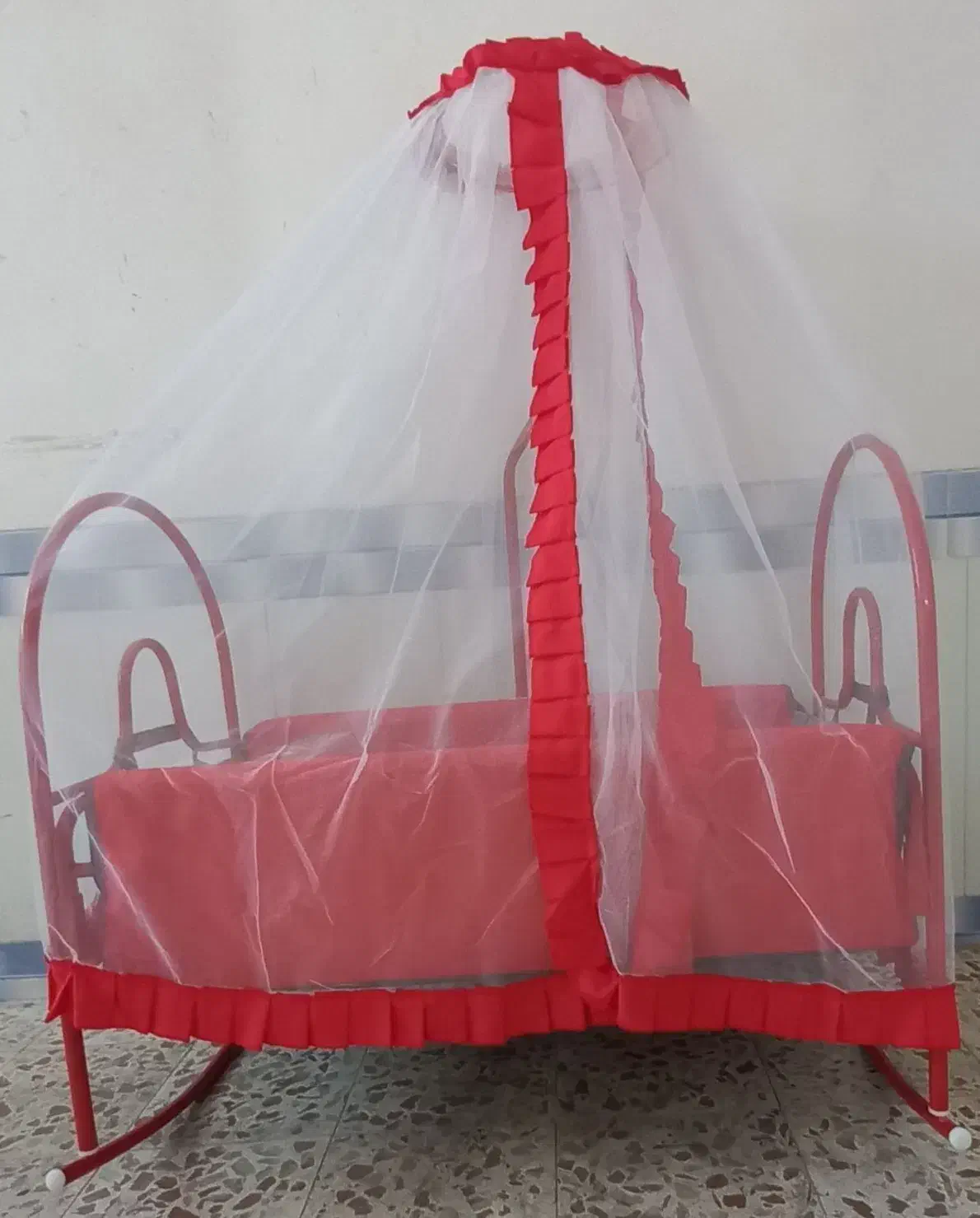 گهواره کودک|تخت و صندلی بچه|میاندوآب, |دیوار