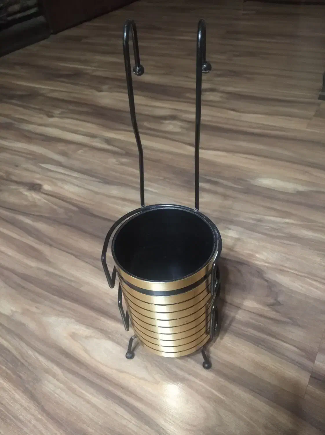 نظم دهنده|آب‌چکان و نظم‌دهنده ظروف|کرج, مصباح|دیوار