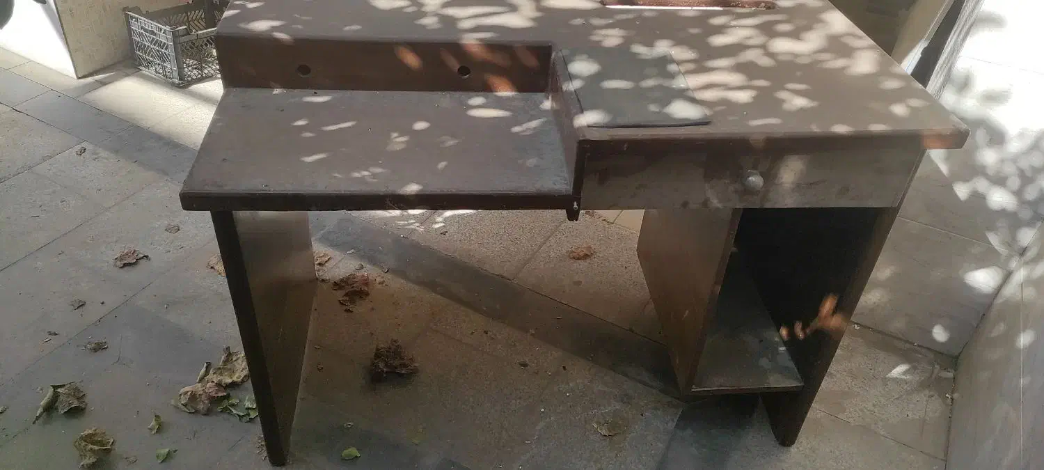 میز کامپیوتر|میز تحریر و کامپیوتر|ابریشم, |دیوار