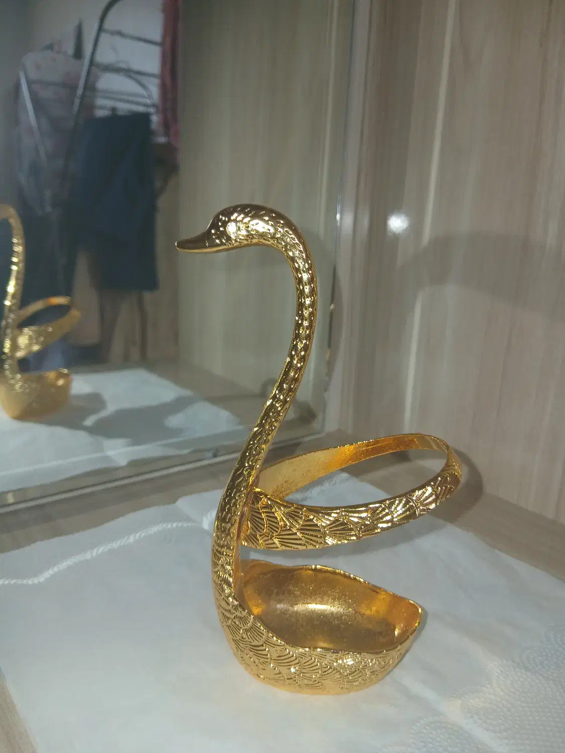 قوطلایی بسیارزیبا|صنایع دستی و سایر لوازم تزئینی|شاهینشهر, گزبرخوار|دیوار