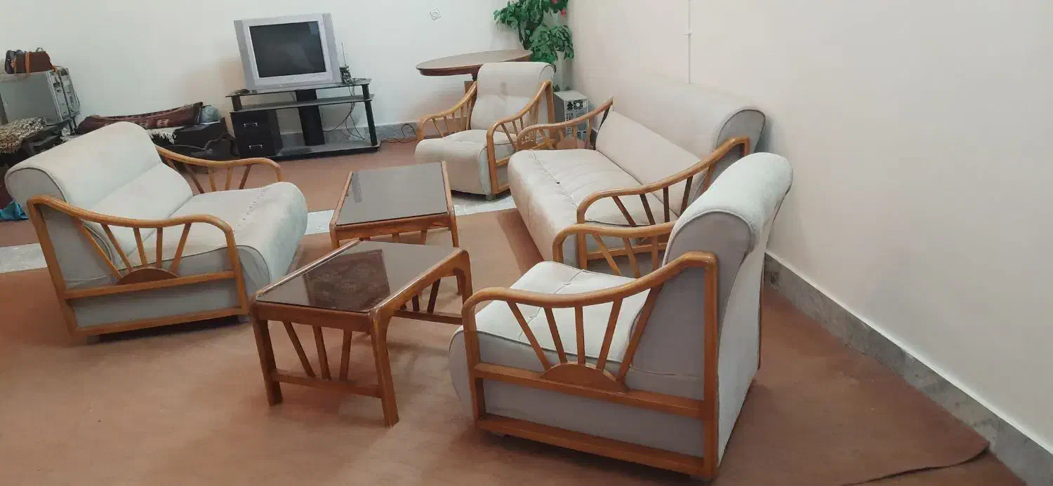 یک دست مبل ۷ نفره با دو میز جلو مبلی|مبلمان خانگی و میز عسلی|بیرجند, |دیوار