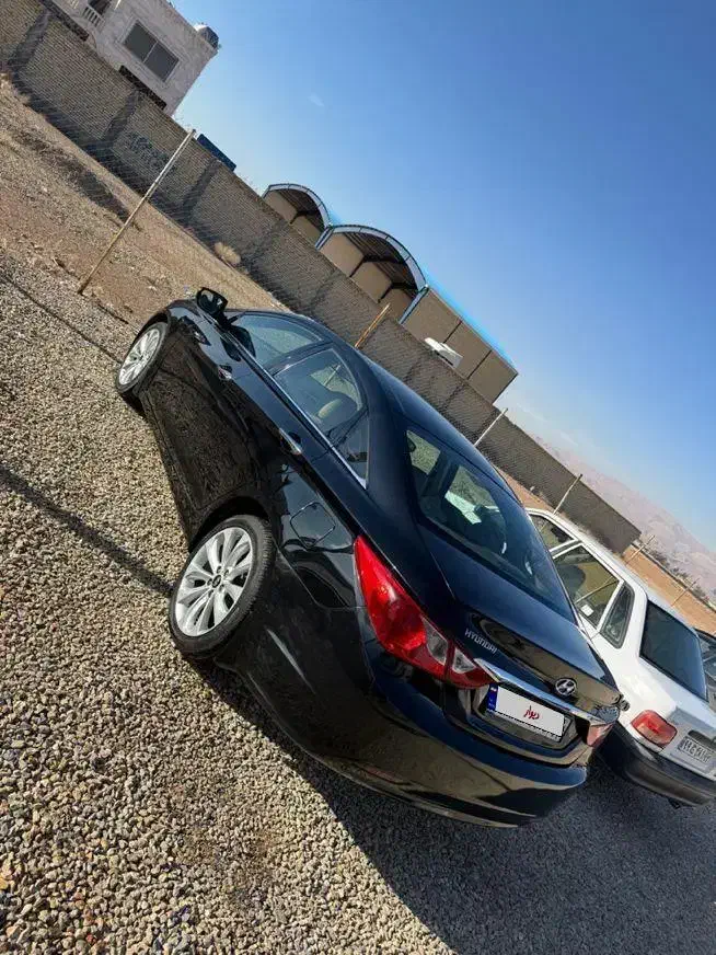 سوناتاyf2011|خودرو سواری و وانت|شیراز, فرودگاه شهید دستغیب شیراز|دیوار