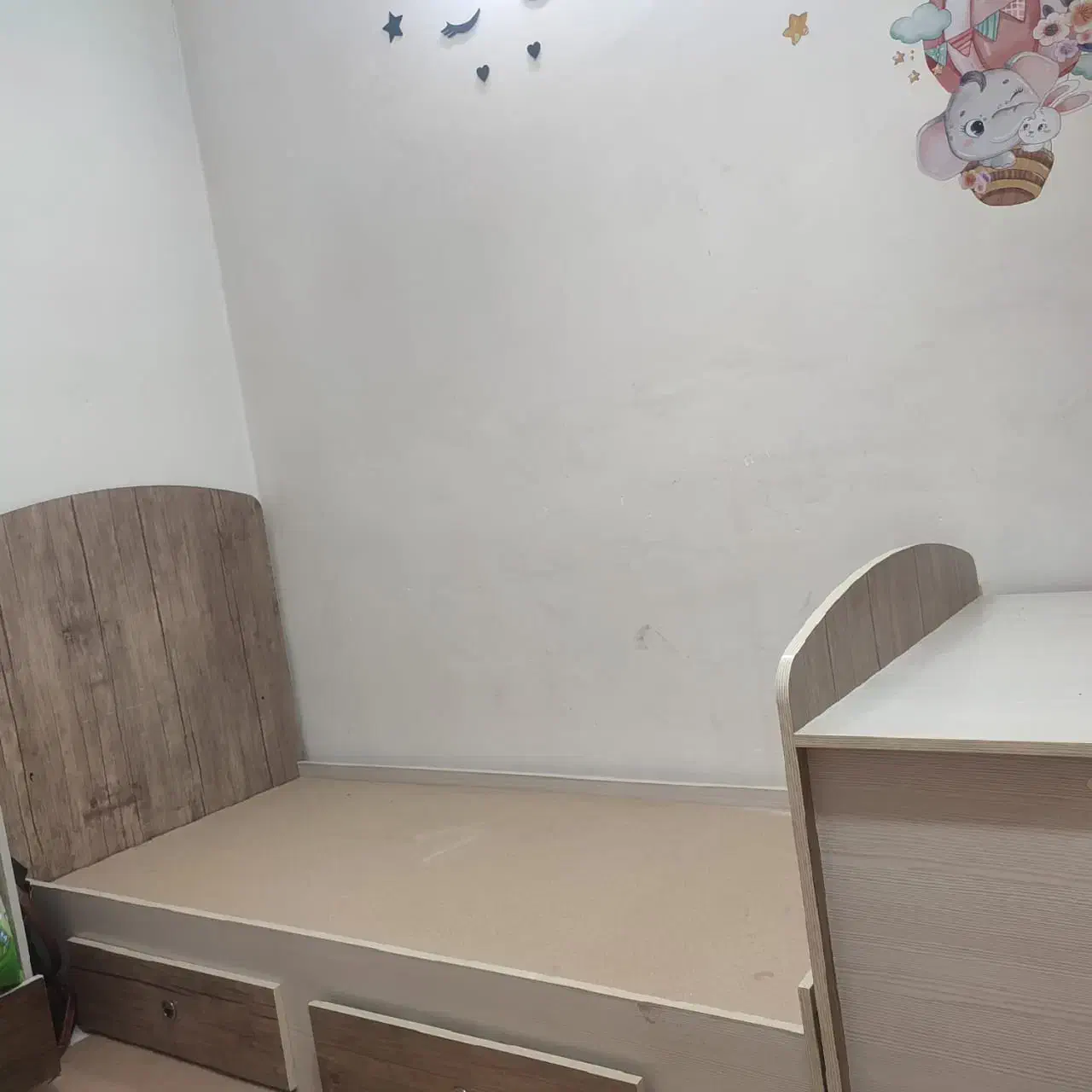 تخت کودک و نوجوان|تخت و سرویس خواب|محمدشهر, محمدشهر|دیوار