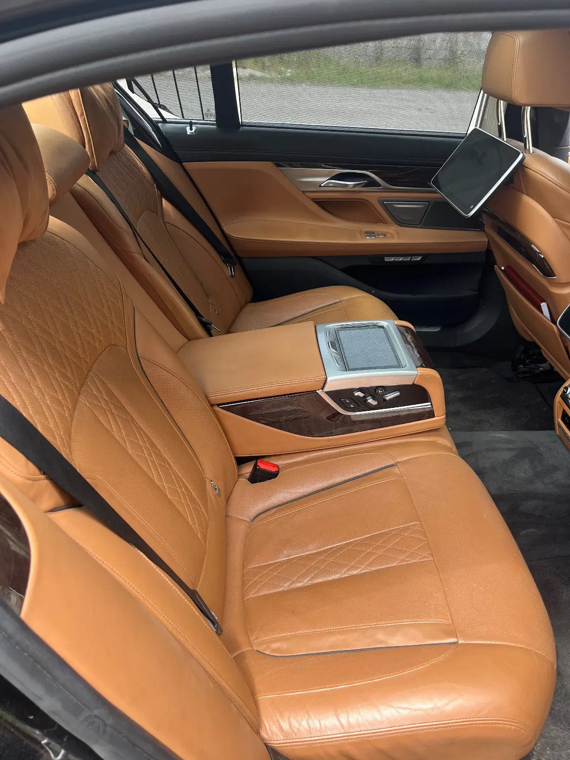 Bmw740 Li گذر منطقه انزلی مدل ۲۰۱۶|خودرو سواری و وانت|رشت, دیلمان|دیوار