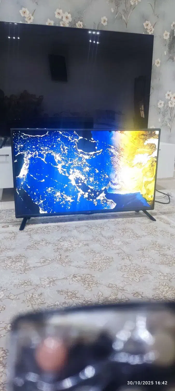 تلویزیون ال جی 42 اینچ دهگلان|تلویزیون و پروژکتور|سنندج, |دیوار