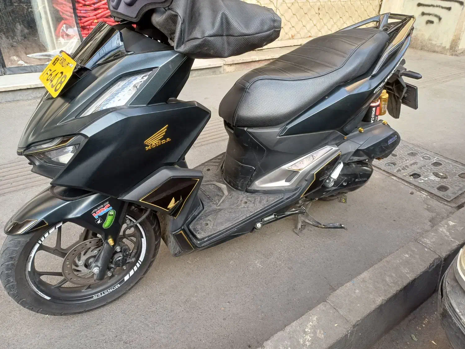 کلیک ۱۶۰مدل ۱۴۰۱|موتورسیکلت|تهران, شهمیرزادی|دیوار