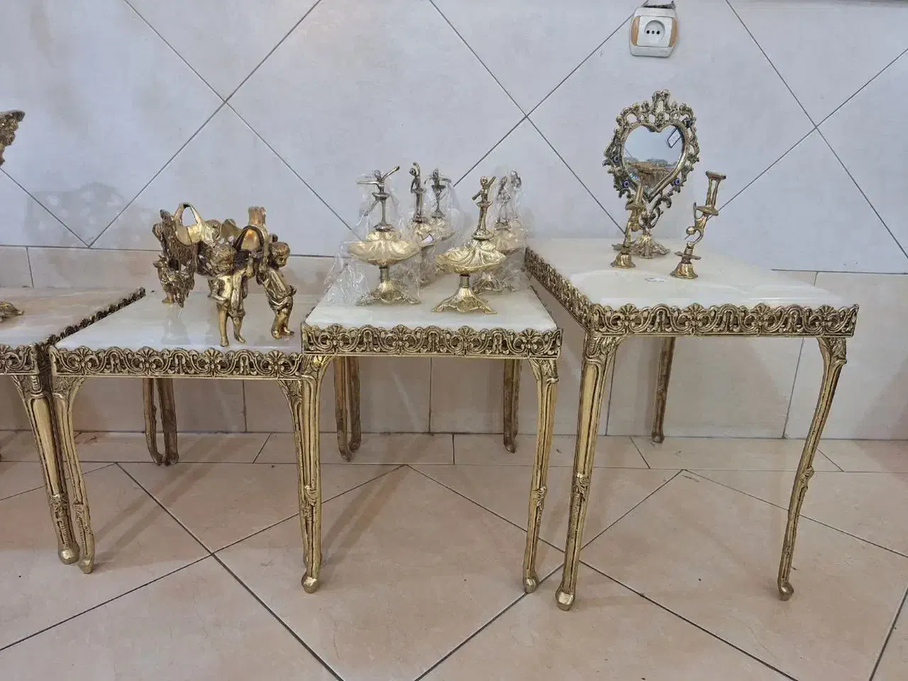 میز عسلی برنز کیفیت درجه یک|مبلمان خانگی و میز عسلی|قم, باجک یک|دیوار