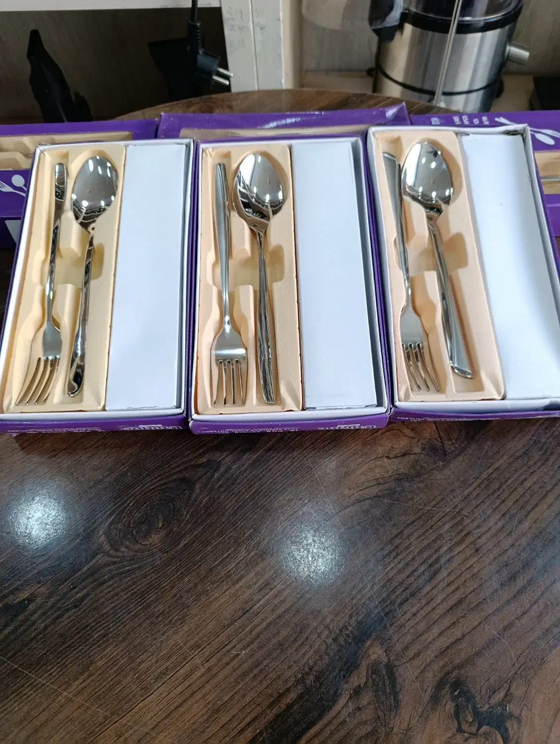 سرویس12 پارچه قاشق چنگال یونیک در 3مدل. سرخ کن|ظروف سرو و پذیرایی|قم, چهل درخت‎|دیوار