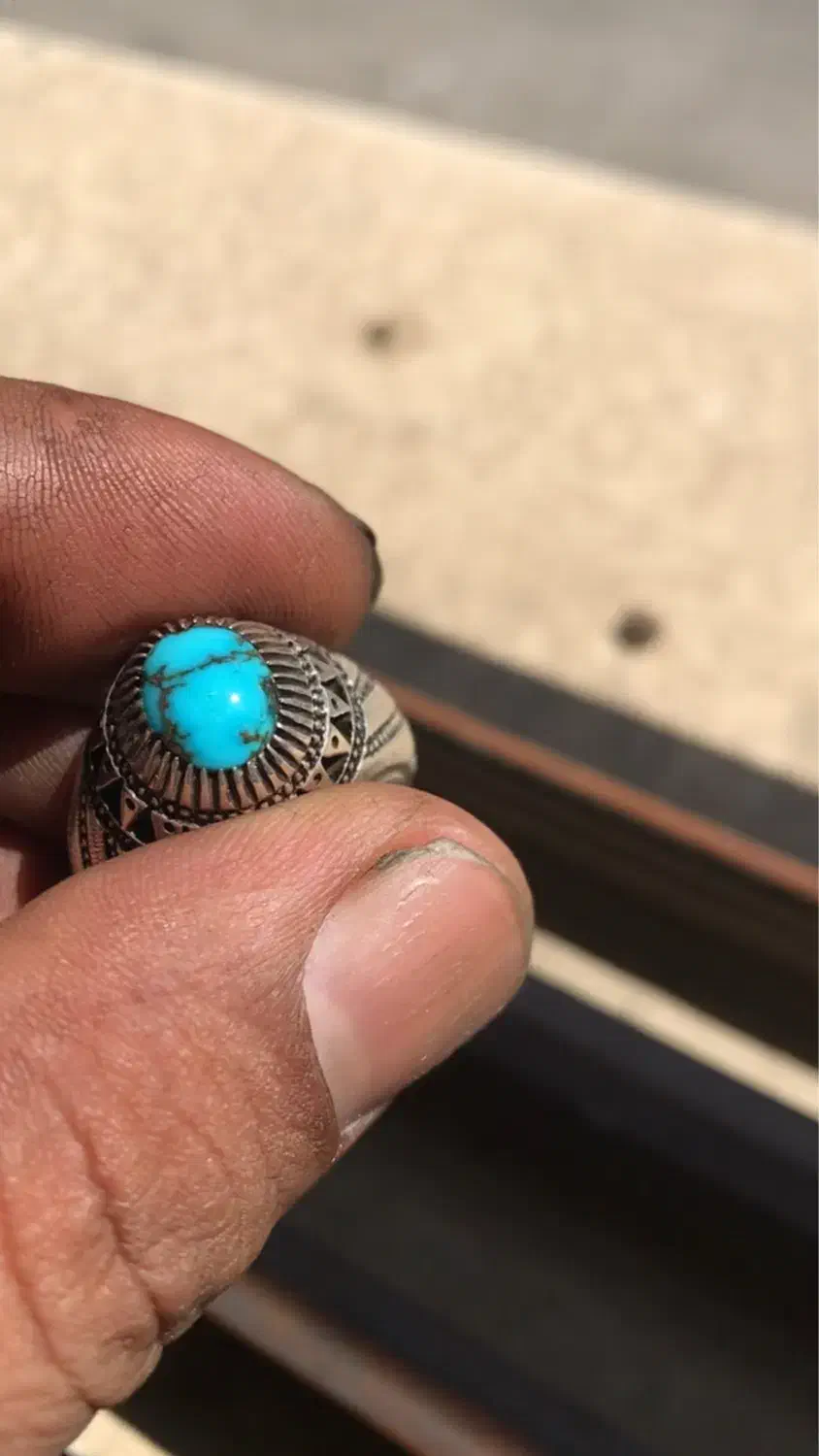 انگار فیروزه نیشابوری سنگ چاه کهنه|کلکسیون و سرگرمی|اصفهان, باغ دریاچه|دیوار