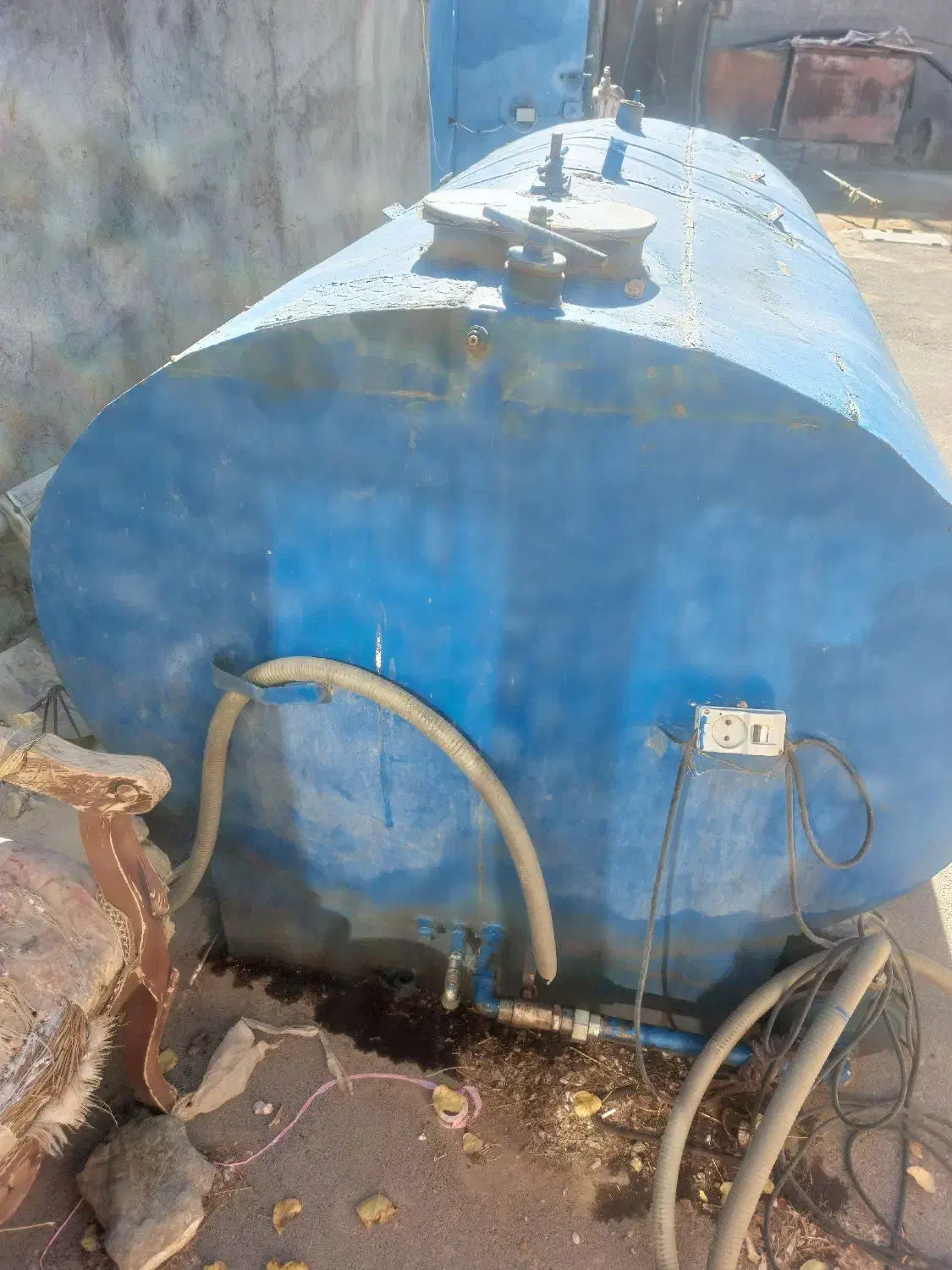 تانکر پشت نیسانی|ماشین‌آلات صنعتی|خواجه, |دیوار