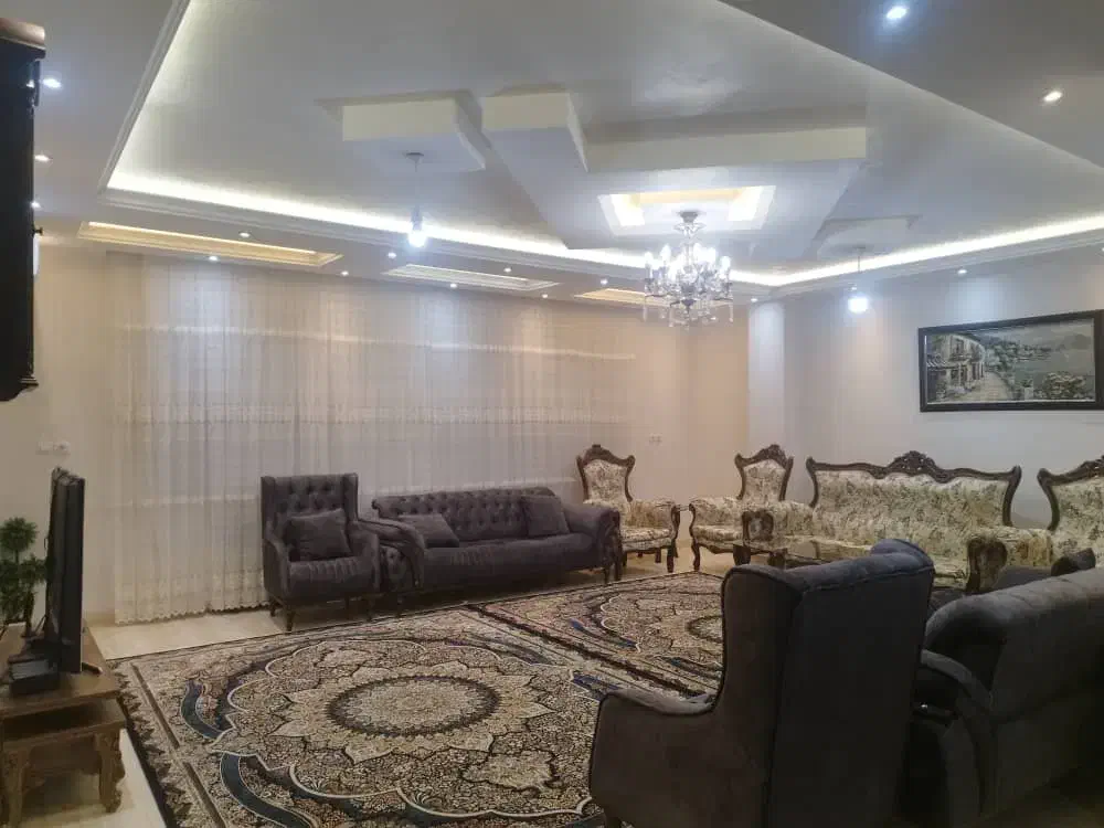 فروش تک واحدی کلا ۳ طبقه تازه ساخت فروش فوری|فروش آپارتمان|آستارا, |دیوار