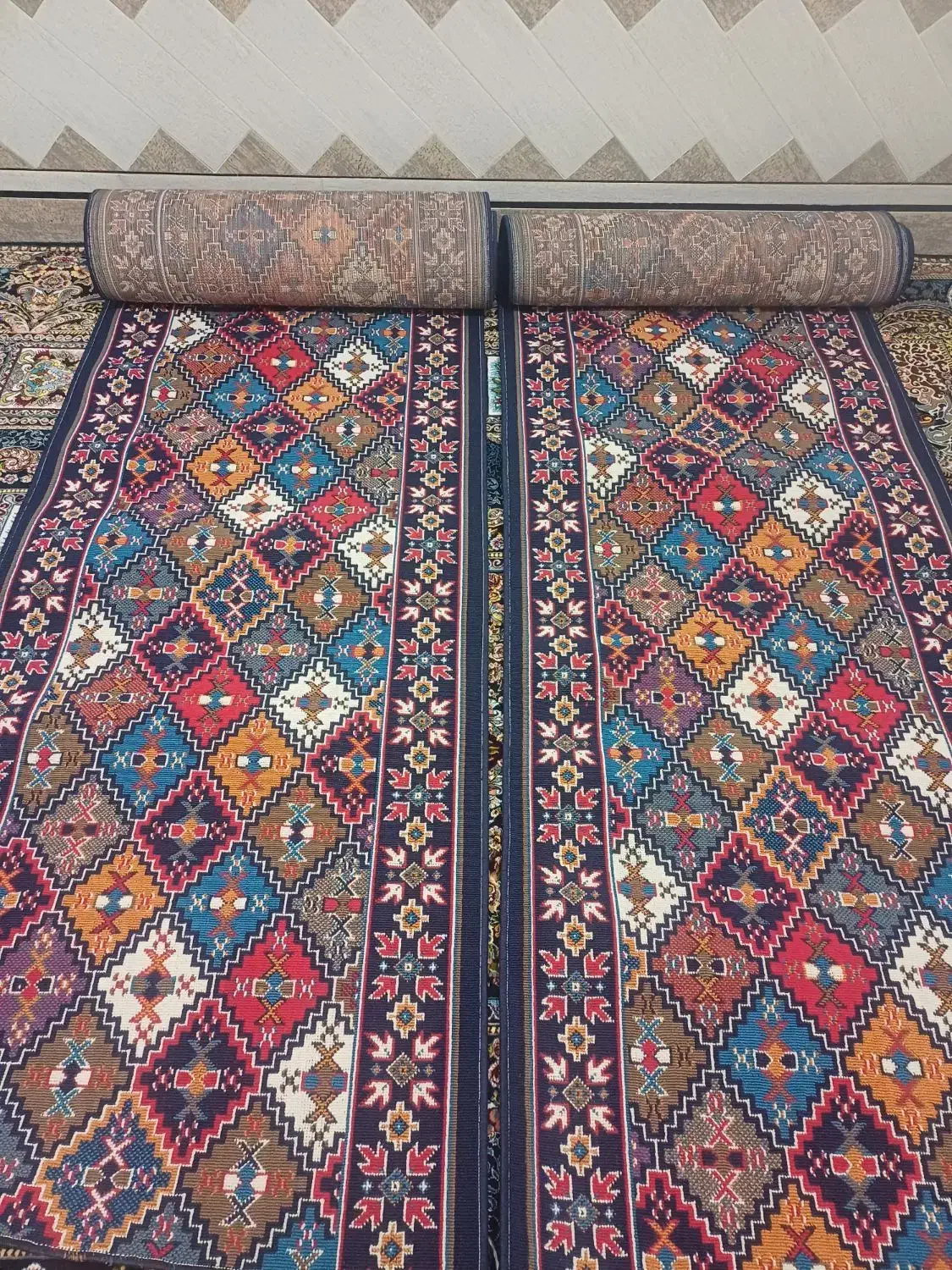 کناره فرش گلیم|فرش|اندیمشک, |دیوار