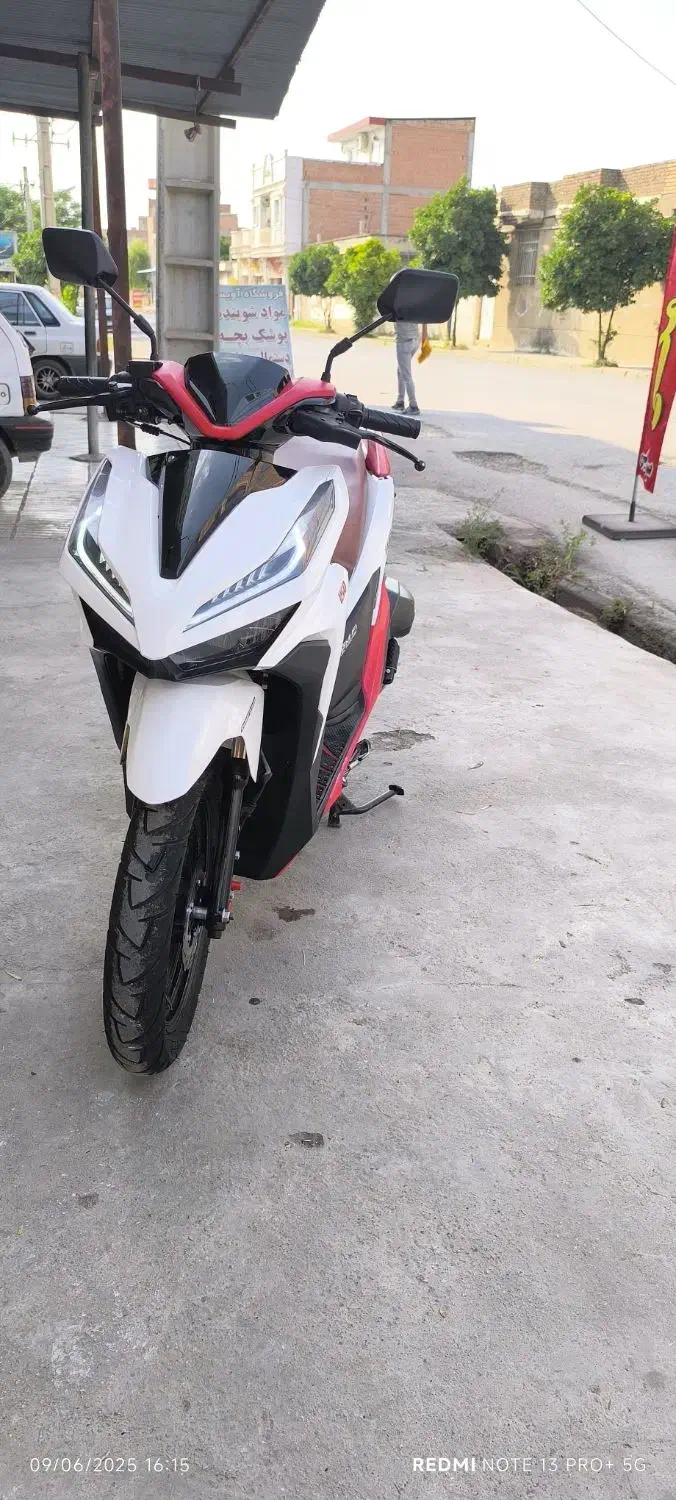 موتور کلیک بهپر 150|موتورسیکلت|آزادشهر, |دیوار