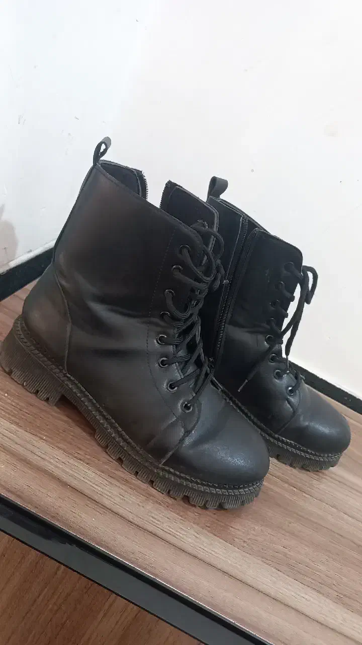 بوت مشکی زنانه|کیف، کفش، کمربند|گرمسار, |دیوار