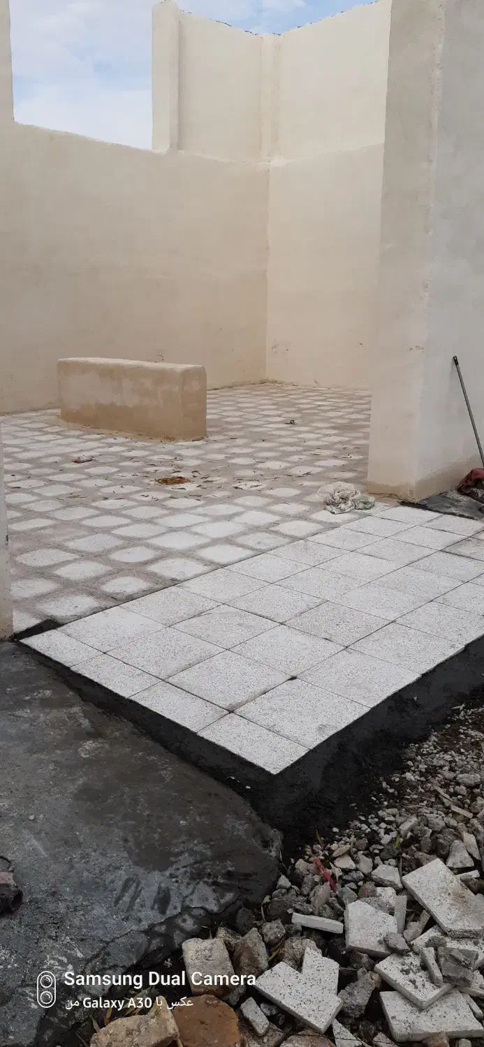 خدمات سیمانکاری،نرمه،زبره نصب موزائیک|خدمات پیشه و مهارت|کرمانشاه, |دیوار